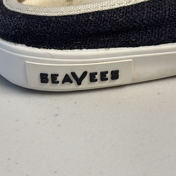 SeaVees women’s slip ons.  Size 8.5 - Picture 4 of 6